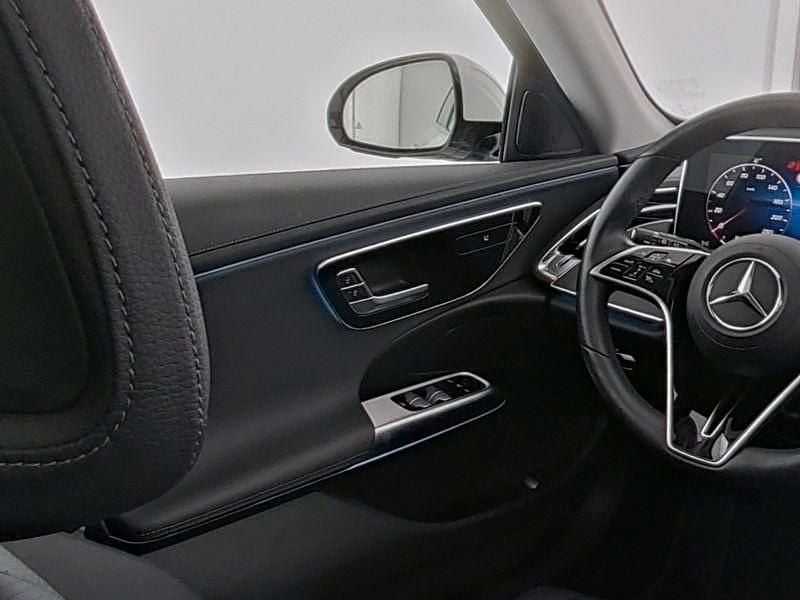 Gebraucht Mercedes E220 All-Terrain Avantgarde 197 PS (144 kW) 2024 Unilack polarweiß uni Kombi