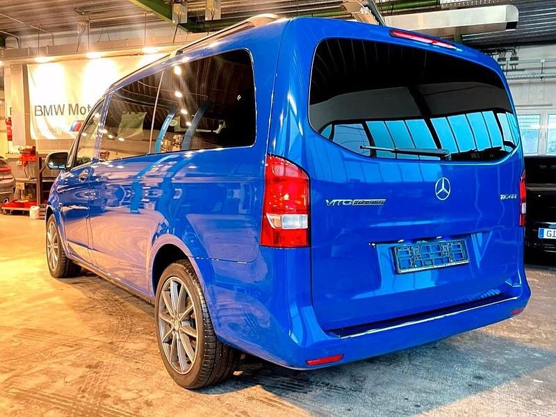 Gebraucht Mercedes Vito 163 PS (119 kW) 2015 Blau Van