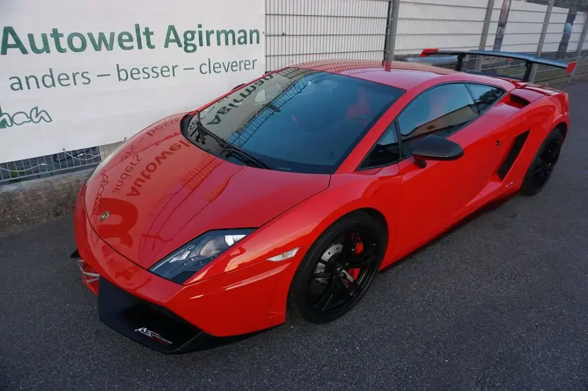 Usata Lamborghini Gallardo 570 CV (419 kW) 2012 Rosso Coupé
