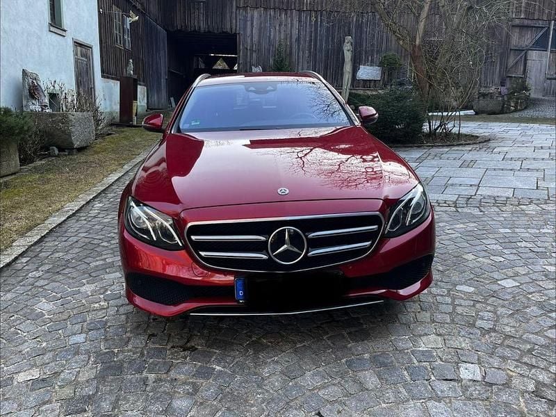 Gebraucht Mercedes E400 340 PS (250 kW) 2020 Rot Kombi