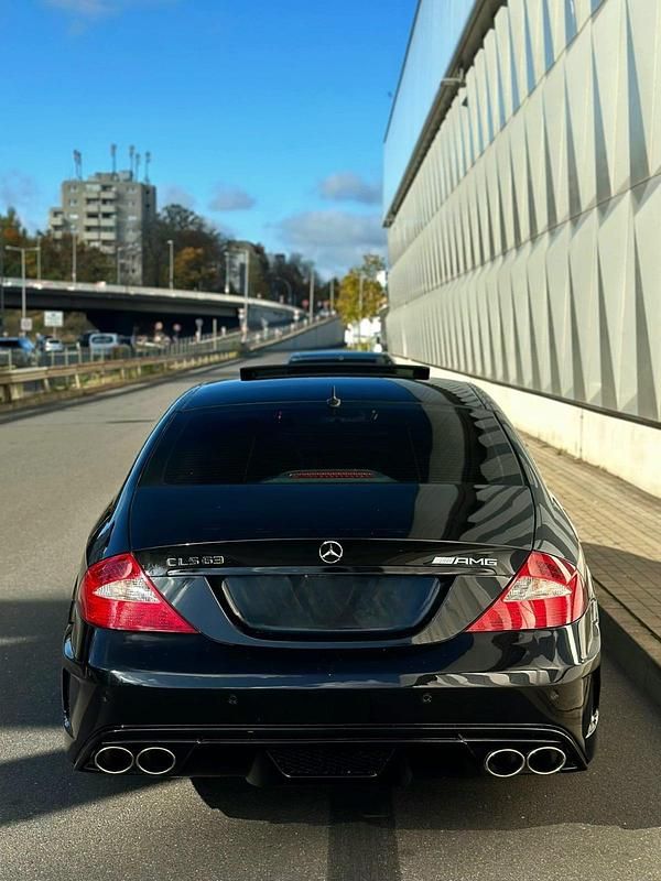 Gebraucht Mercedes CLS500 306 PS (225 kW) 2005 Schwarz Limousine