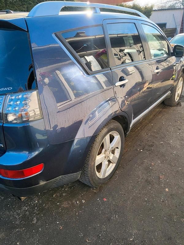 Gebraucht Mitsubishi Outlander 2008 Blau SUV