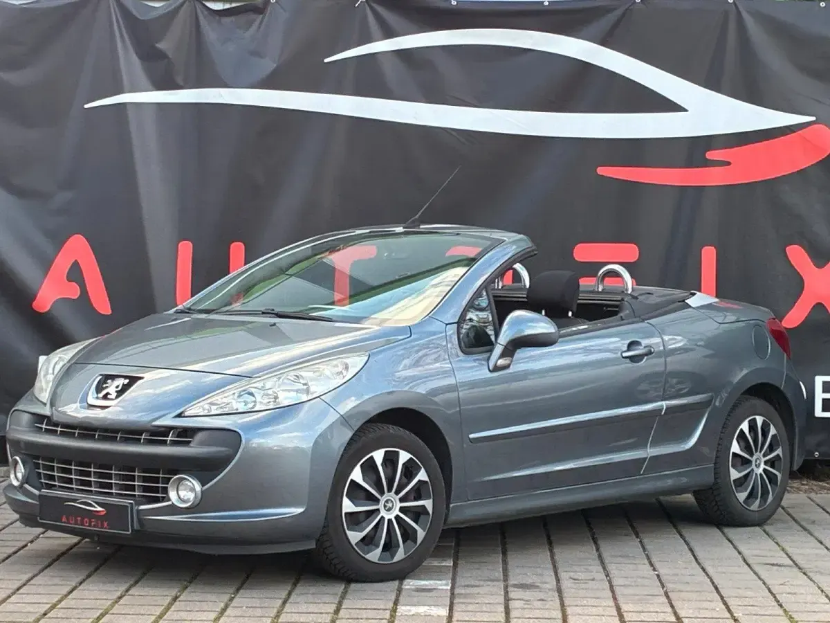 Gebraucht Peugeot 207 CC Sport 120 PS (88 kW) 2009 Grau Cabrio