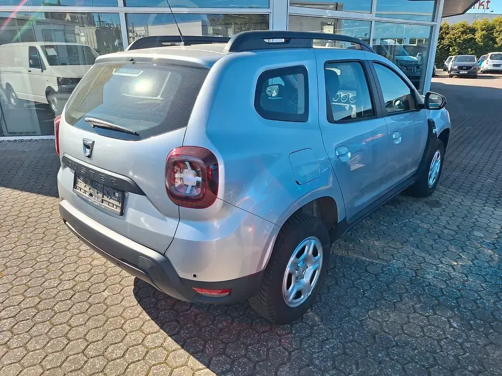 Gebraucht Dacia Duster Acces 91 PS (66 kW) 2021 Silber SUV