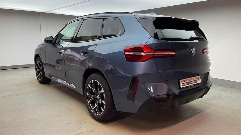 Gebraucht BMW X3 Efficient Dynamics 197 PS (144 kW) 2025 Arctic race blue metallic SUV