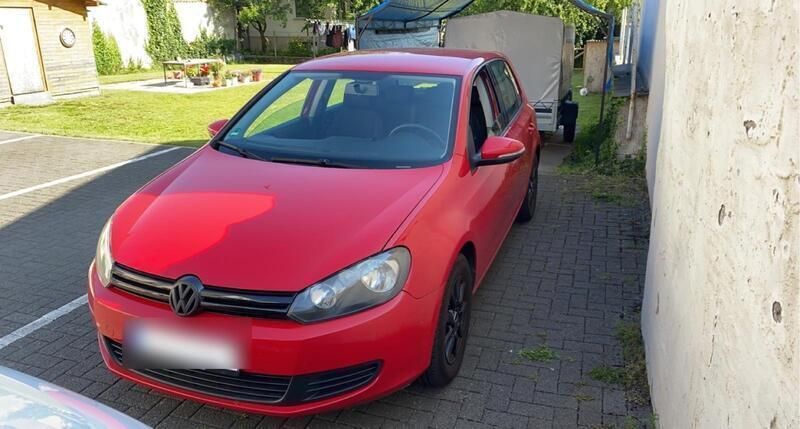 Rot Gebraucht 2009 VW Golf VI Trendline Kombi | 3.300 € (Fairer Preis) - Bild 1/4