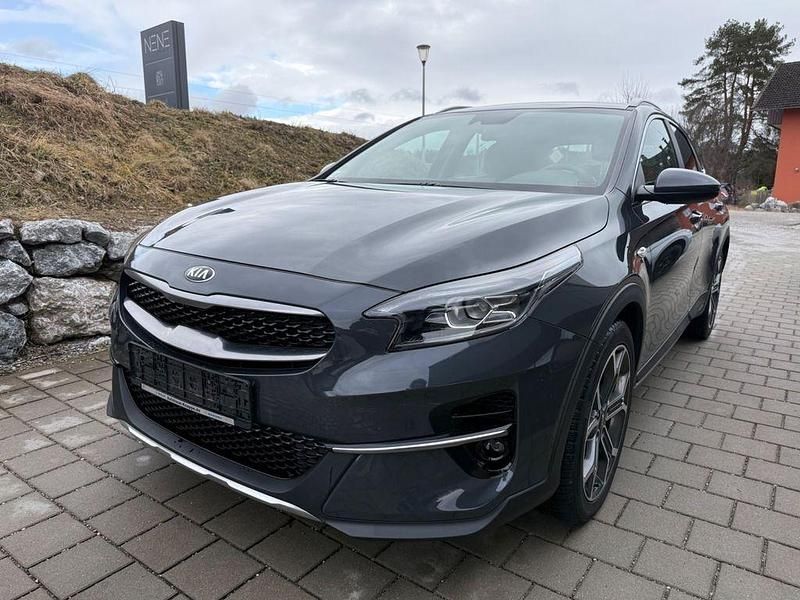 Gebraucht Kia XCeed Vision 140 PS (102 kW) 2020 Silber SUV