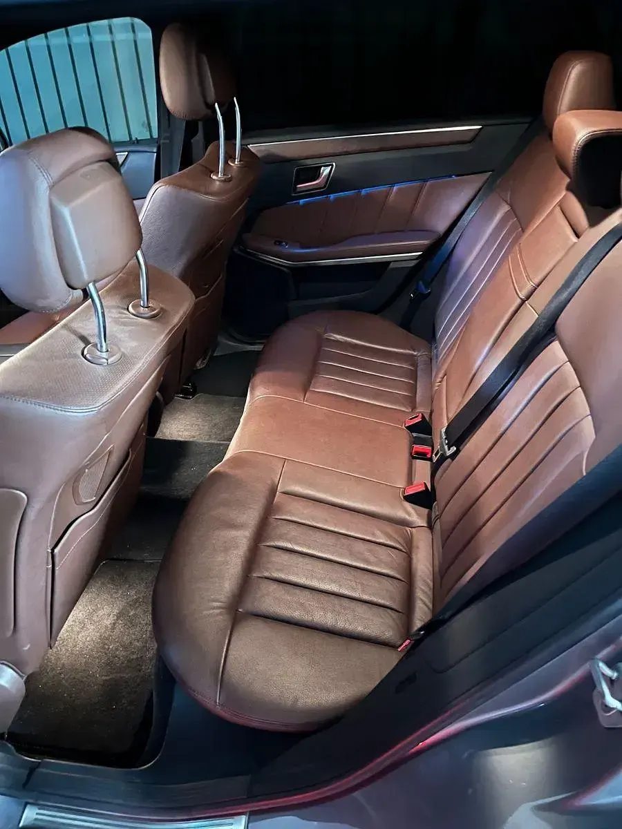 Gebraucht Mercedes E350 Avantgarde 252 PS (185 kW) 2014 Grau Kombi