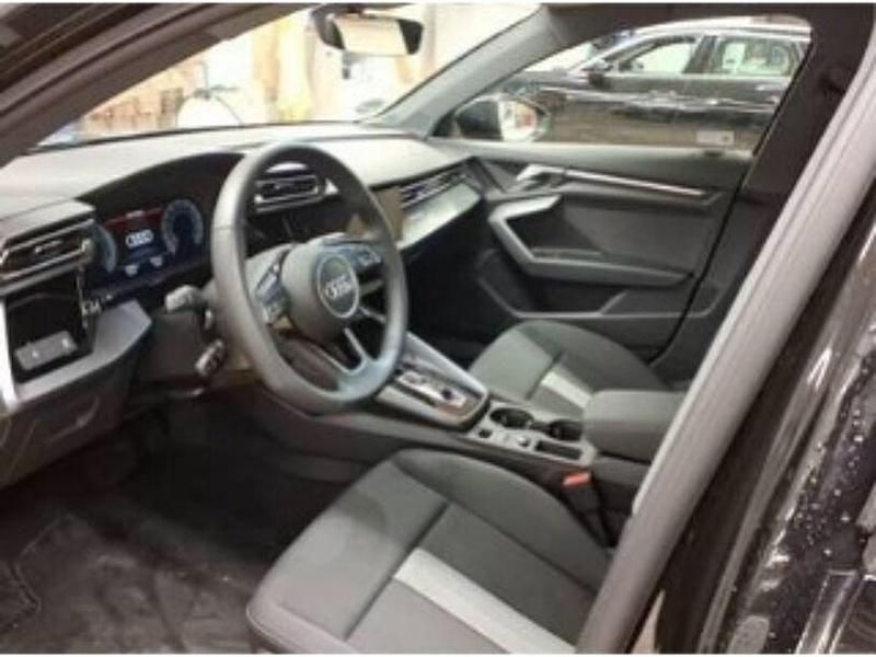 Gebraucht Audi A3 Advanced 150 PS (110 kW) 2025 Schwarz Limousine