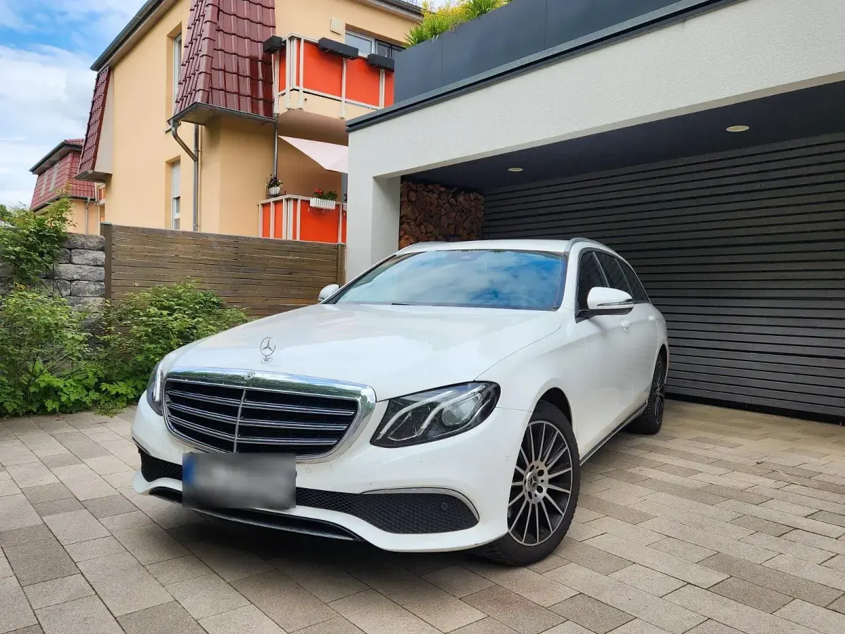 Gebraucht Mercedes E250 Exclusive 211 PS (155 kW) 2017 Weiß Kombi