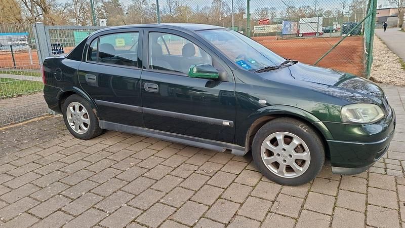 Gebraucht Opel Astra 101 PS (74 kW) 2001 Limousine