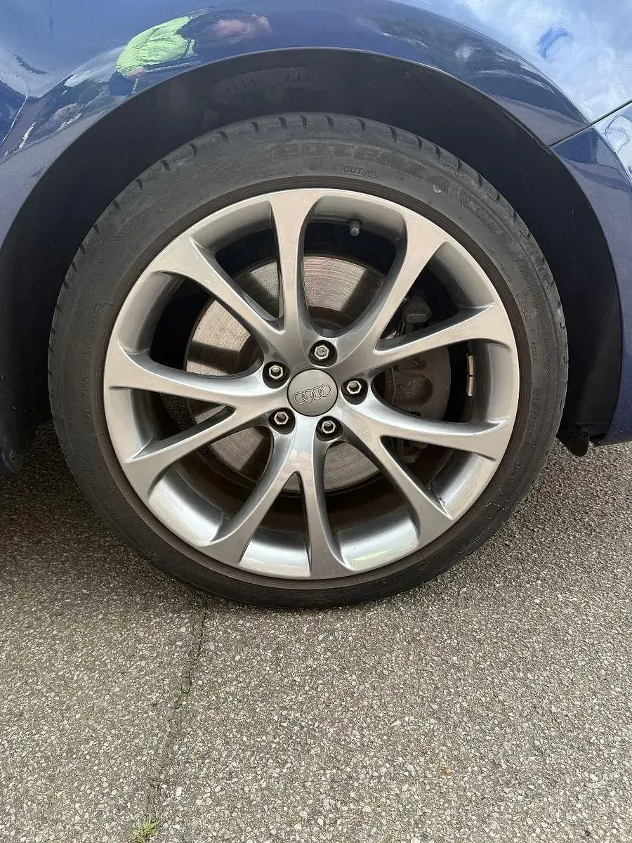 Gebraucht Audi A1 Sport 143 PS (105 kW) 2014 Blau Kleinwagen