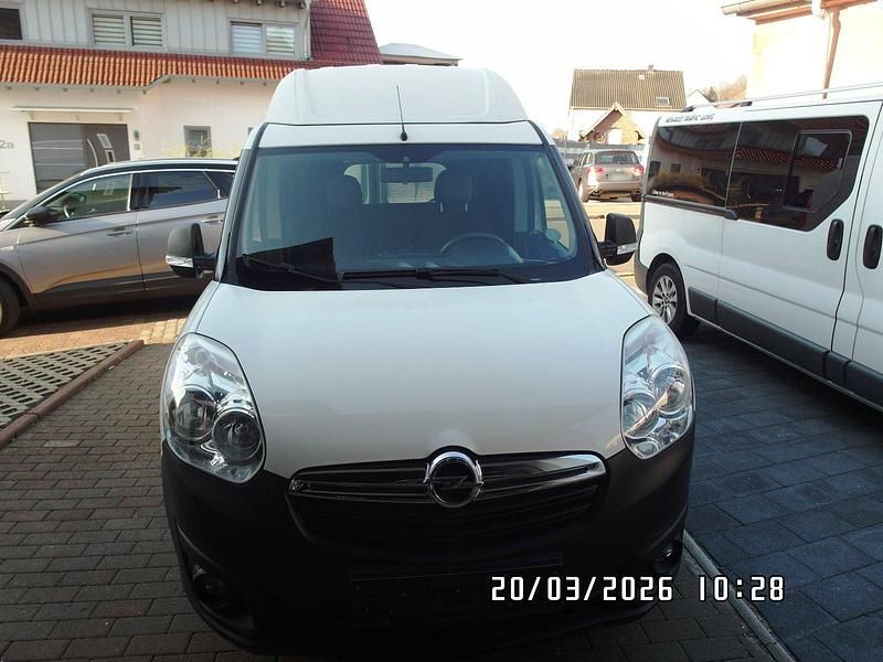 Gebraucht Opel Combo 120 PS (88 kW) 2013 Weiß Van / Kleinbus