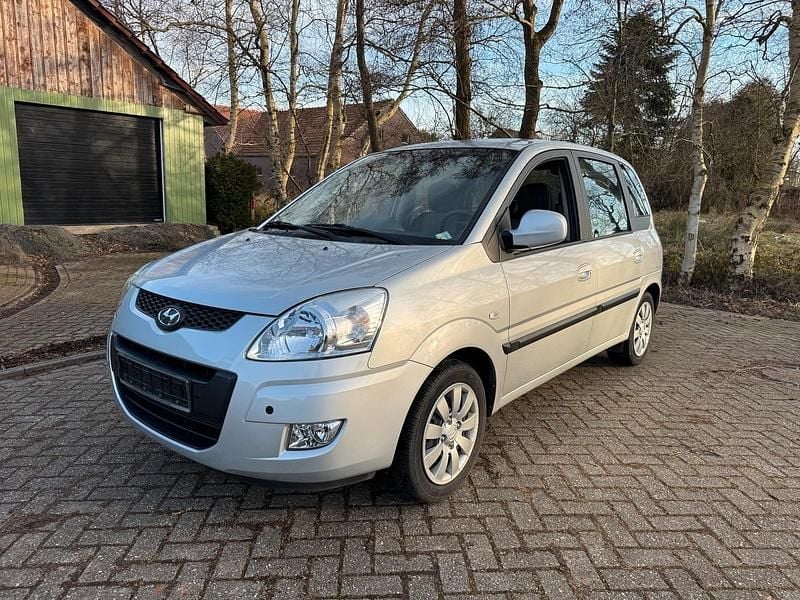 Gebraucht Hyundai Matrix 2009 Silber Van / Kleinbus