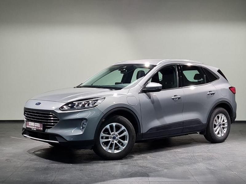 Gebraucht Ford Kuga Titanium 224 PS (164 kW) 2022 Silber, solar silver metallic SUV