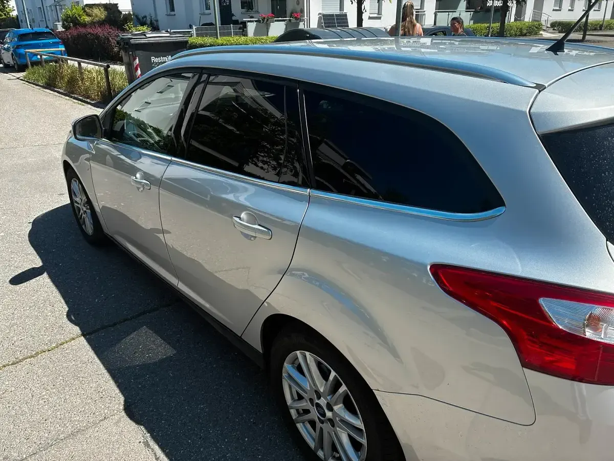 Gebraucht Ford Focus 150 PS (110 kW) 2013 Silber Kombi