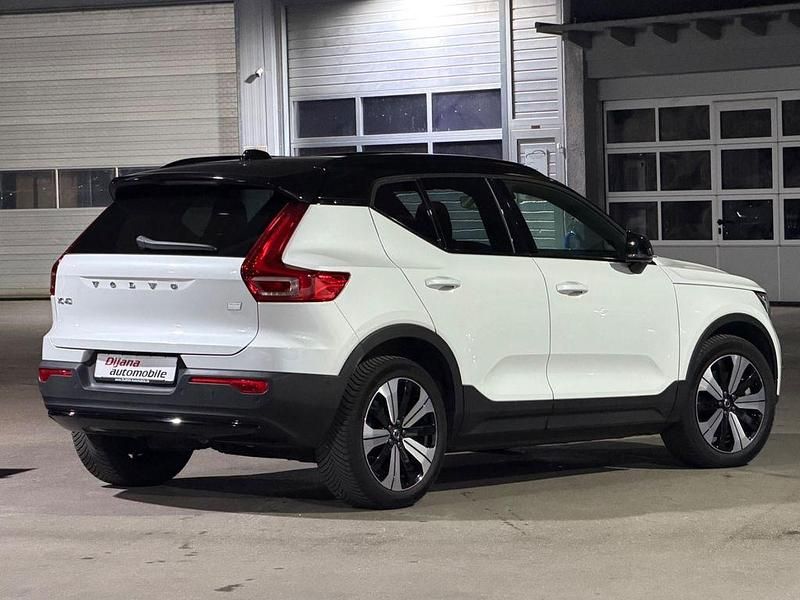 Gebraucht Volvo XC40 Ultimate 169 kW (231 PS) 2022 Crystal white premium SUV