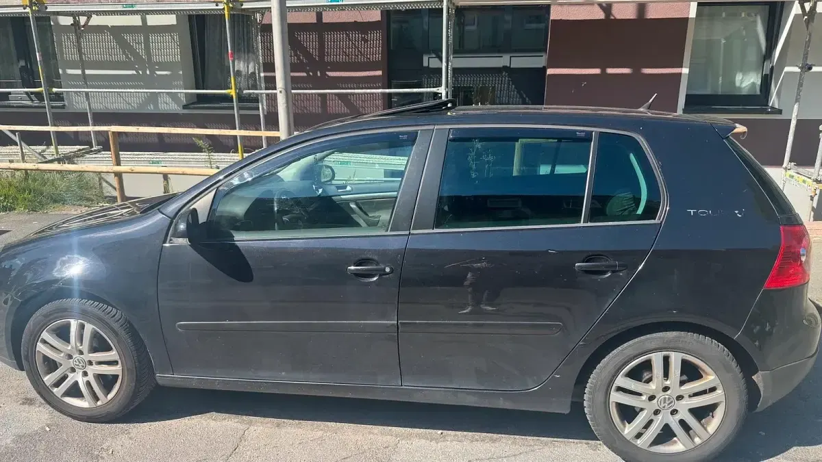 Gebraucht VW Golf V 140 PS (102 kW) 2007 Schwarz Kleinwagen
