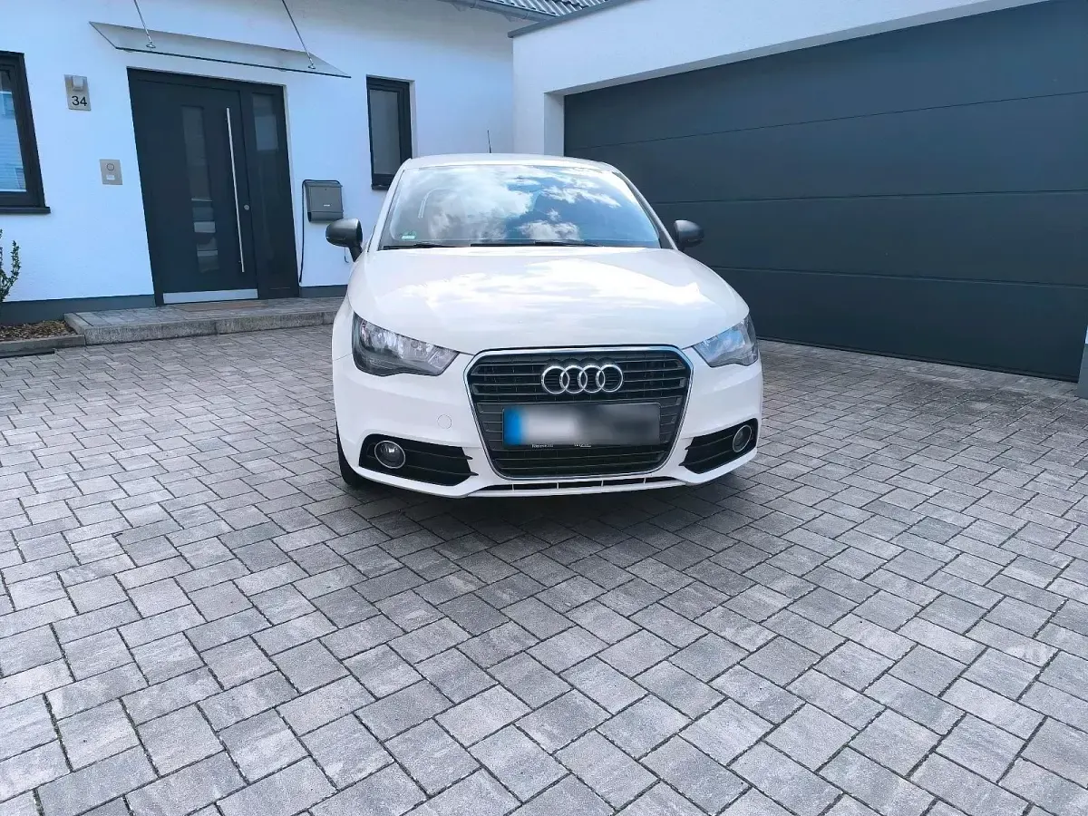 Gebraucht Audi A1 143 PS (105 kW) 2012 Weiß Kleinwagen