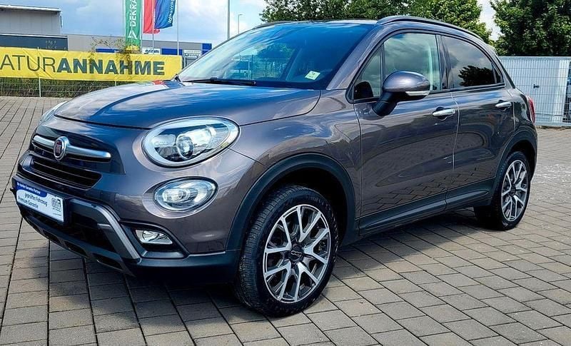 Bronzo magnetico Gebraucht 2015 Fiat 500X Cross Plus SUV | 10.990 € (Fairer Preis) - Bild 1/4