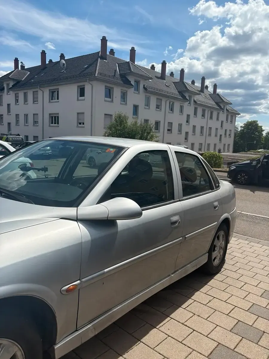 Gebraucht Opel Vectra 125 PS (91 kW) 2001 Limousine