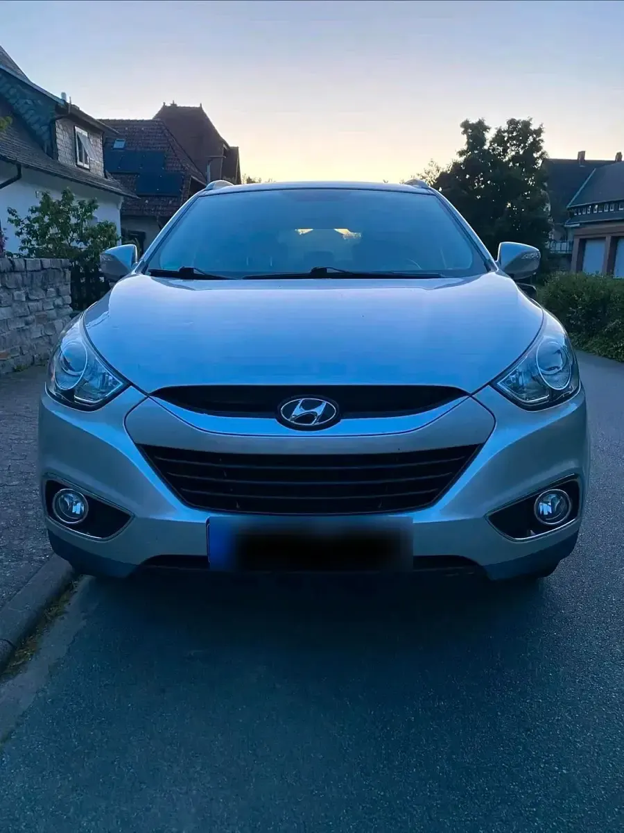 Gebraucht Hyundai ix35 135 PS (99 kW) 2012 Grau SUV