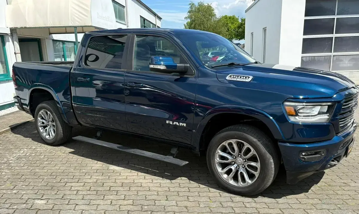 Gebraucht RAM 1500 401 PS (294 kW) 2024 Blau Pickup
