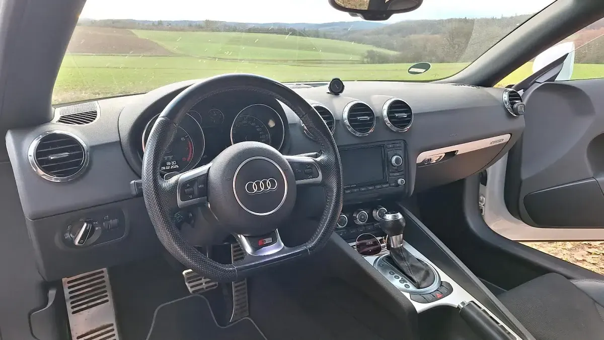Gebraucht Audi TT Roadster S-line plus 211 PS (155 kW) 2012 Weiß Cabrio
