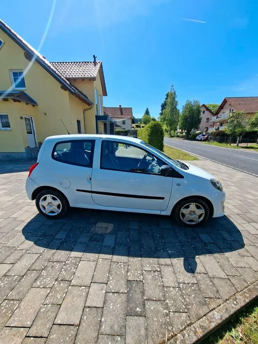 Gebraucht Renault Twingo 75 PS (55 kW) 2011 Weiß Kleinwagen