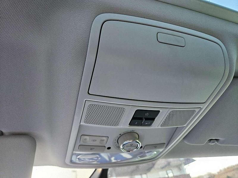 Gebraucht VW Sharan Style 140 PS (102 kW) 2012 Grau Van / Kleinbus