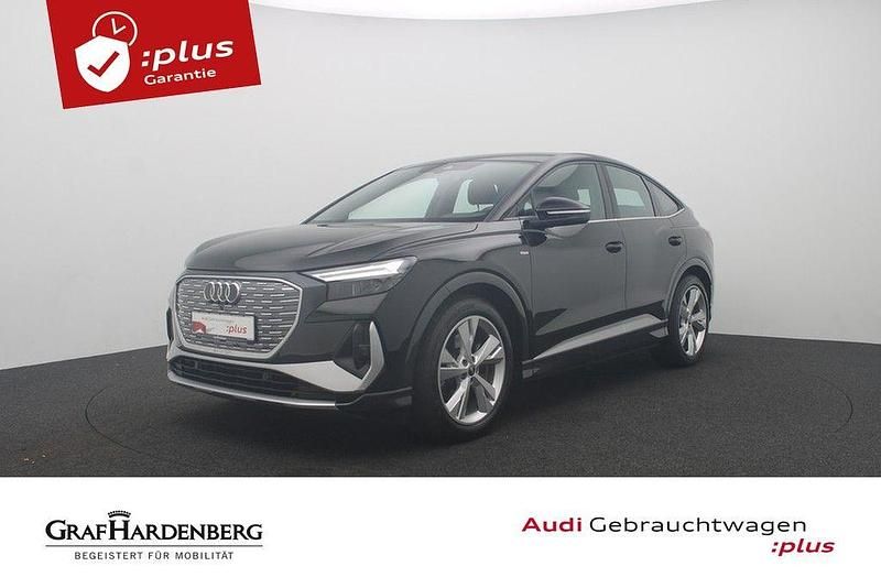 Mythosschwarz metallic Gebraucht 2022 Audi Q4 Sportback e-tron Comfort SUV | 30.980 € (Etwas zu teuer) - Bild 1/4