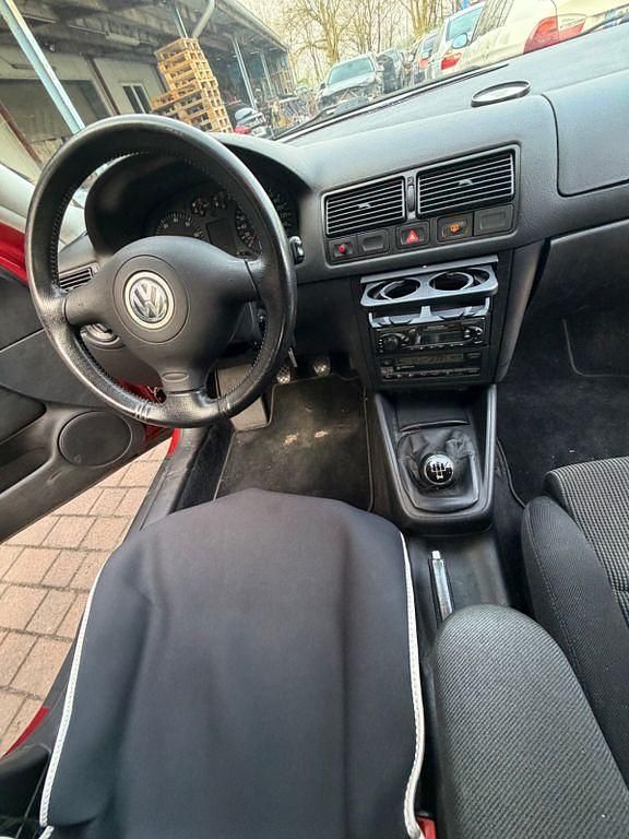 Gebraucht VW Golf III Basis 101 PS (74 kW) 1998 Rot Limousine