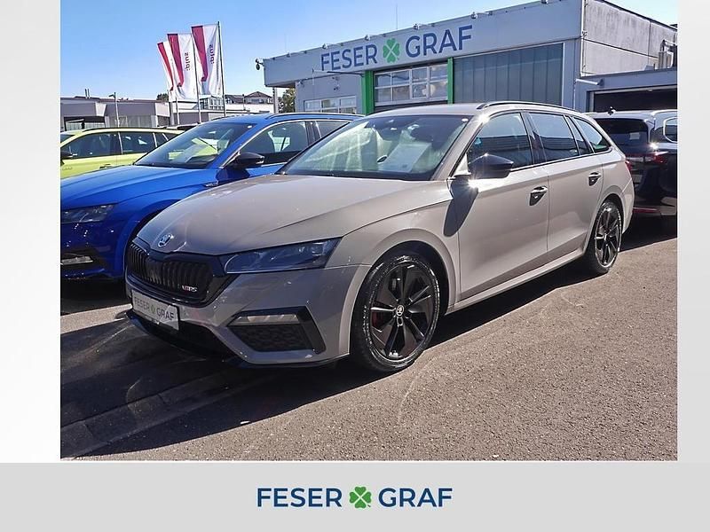 Grau Gebraucht 2021 Skoda Octavia RS Kombi | 23.450 € (Fairer Preis) - Bild 1/4
