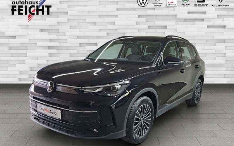 Schwarz Gebraucht 2024 VW Tiguan Life SUV | 36.978 € (Etwas zu teuer) - Bild 1/4