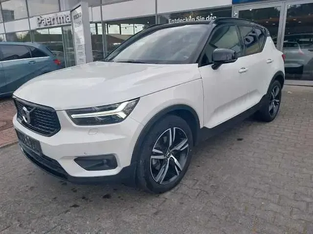 Gebraucht Volvo XC40 R-Design 190 PS (139 kW) 2018 Weiß SUV
