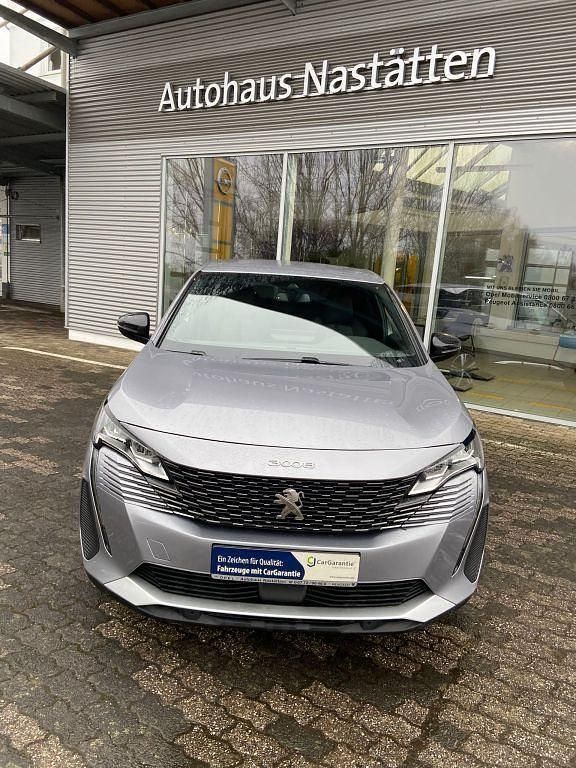 Gebraucht Peugeot 3008 Allure 131 PS (96 kW) 2024 Grau SUV