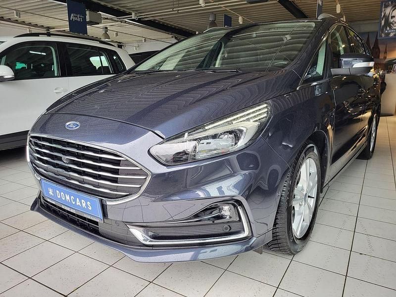 Gebraucht Ford S-MAX Titanium 190 PS (139 kW) 2020 Blau Van / Kleinbus