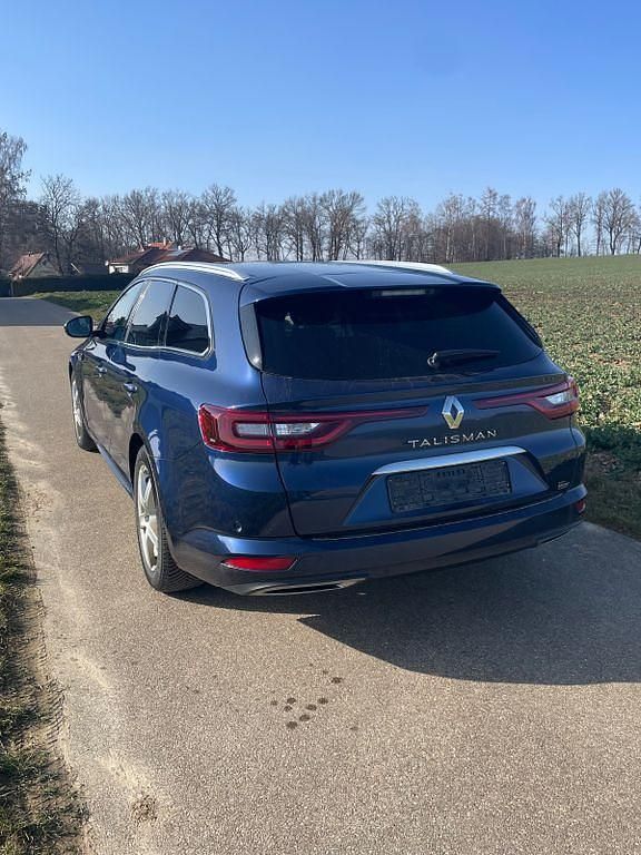 Second-hand Renault Talisman Initiale Paris 200 CP (147 kW) 2017 Albastru Berlinǎ