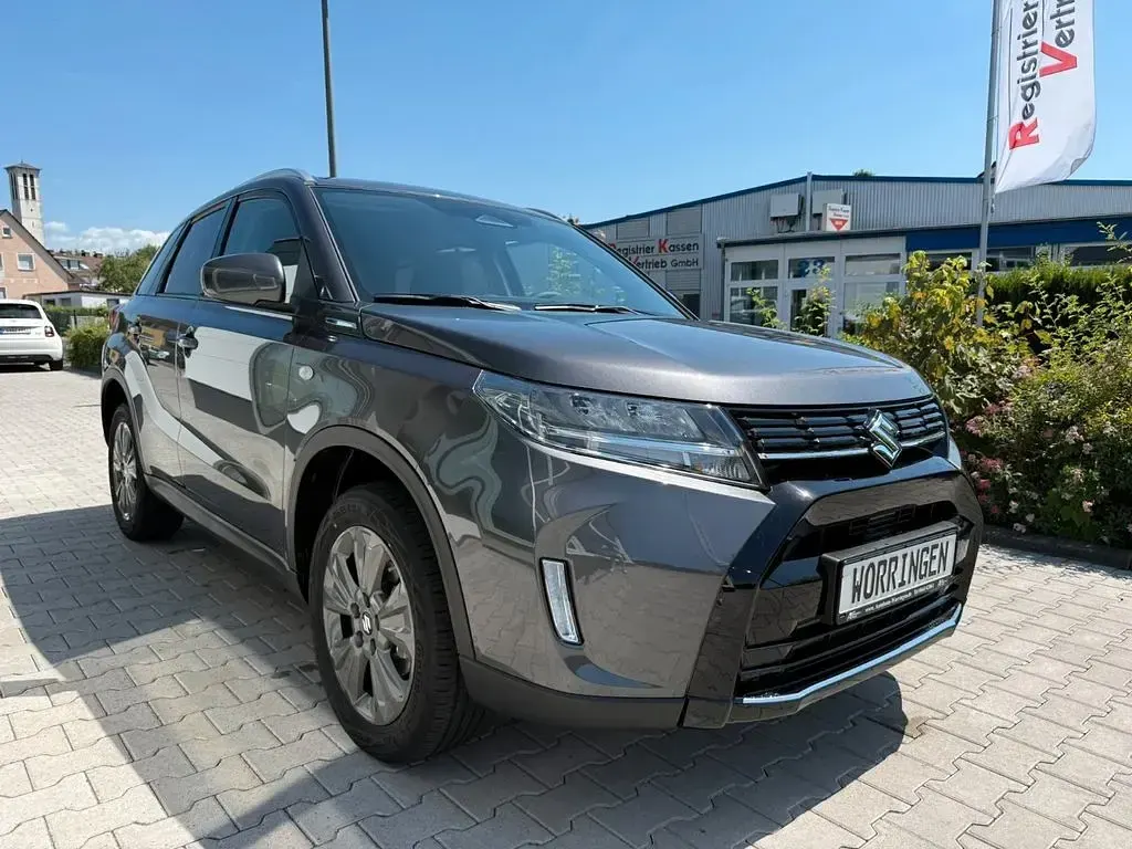 Neu Suzuki Vitara Comfort 110 PS (80 kW) 2026 Grau SUV