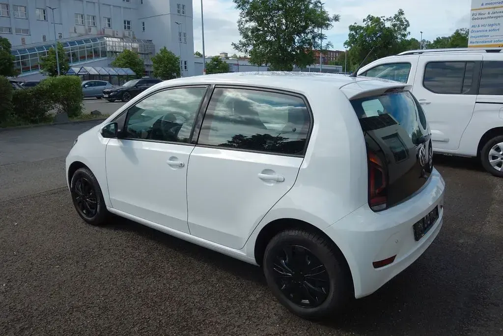Gebraucht VW up! 65 PS (47 kW) 2021 Weiß Kleinwagen