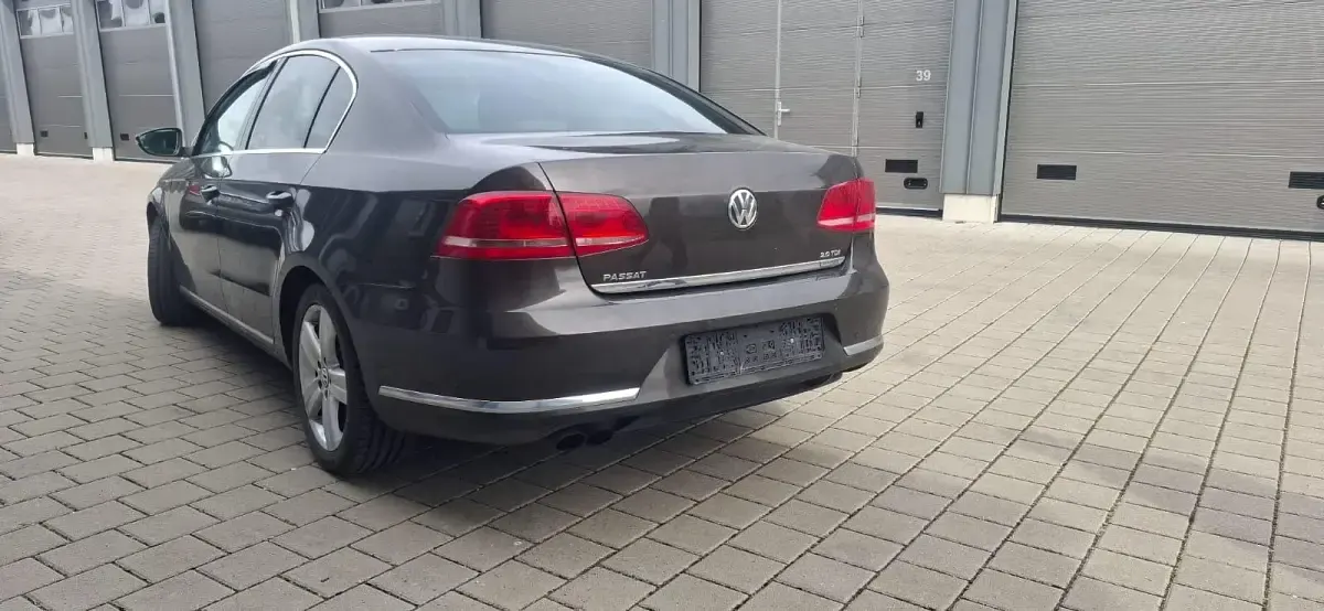 Gebraucht VW Passat 140 PS (102 kW) 2014 Braun Limousine