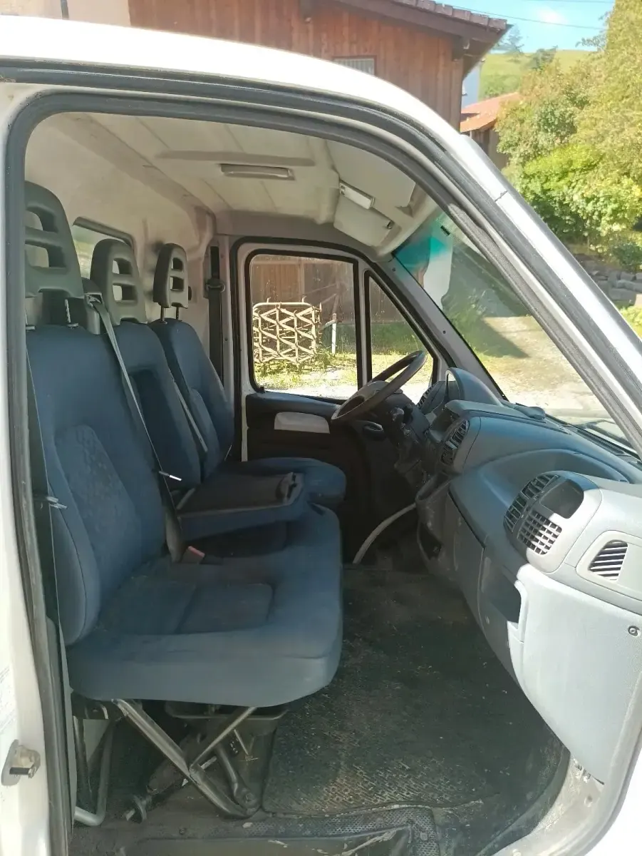 Gebraucht Peugeot Boxer 100 PS (73 kW) 2005 Weiß Van