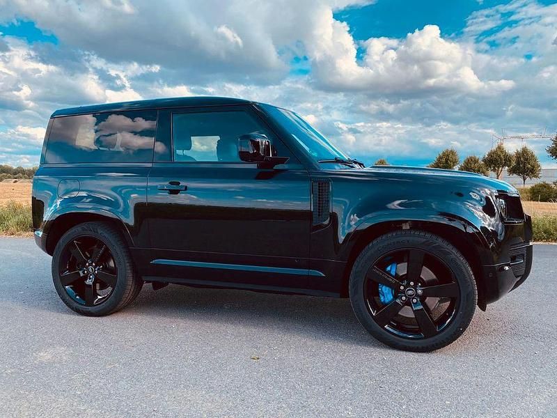Schwarz Gebraucht 2021 Land Rover Defender SUV | 139.900 € - Bild 1/4