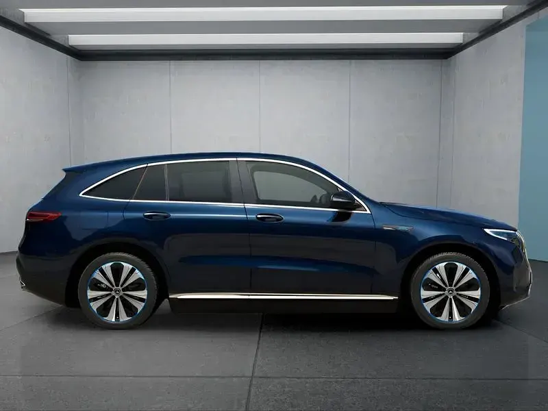 Gebraucht Mercedes EQC400 300 kW (408 PS) 2021 Blau SUV