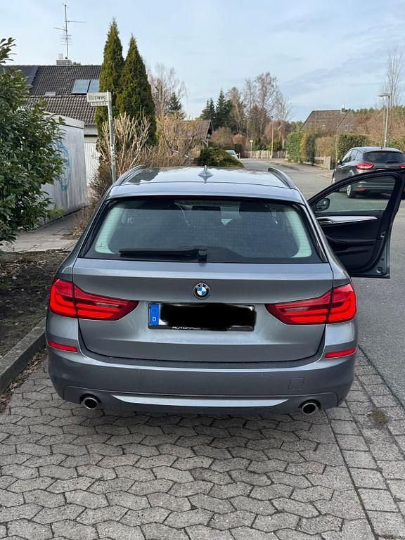 Gebraucht BMW 530 265 PS (194 kW) 2018 Grau Kombi