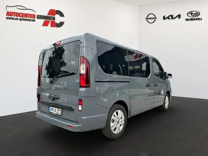 Gebraucht Nissan Primastar Tekna 170 PS (125 kW) 2026 Grau Van / Kleinbus