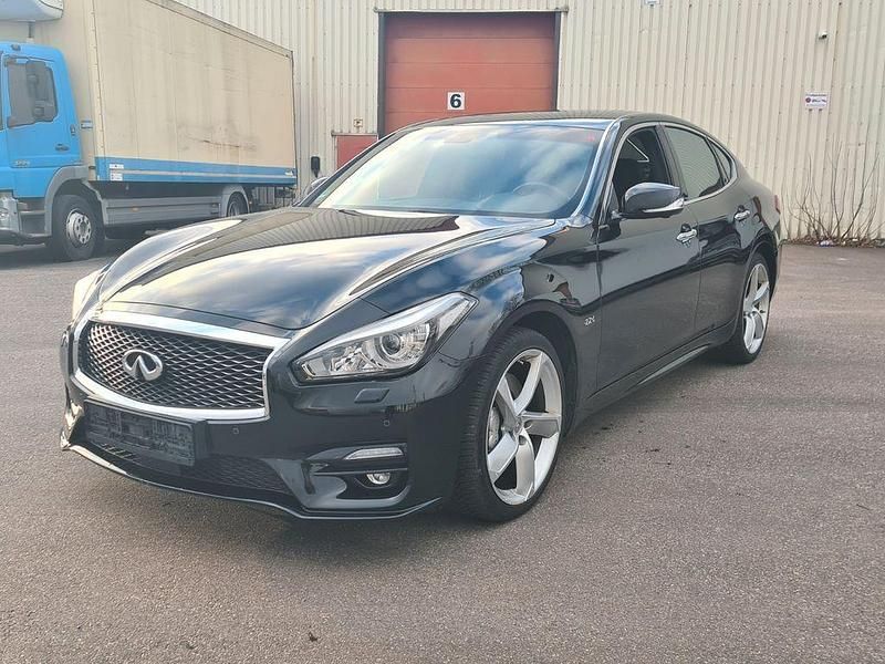 Schwarz Gebraucht 2015 Infiniti Q70 Sport Tech Limousine | 10.990 € - Bild 1/4