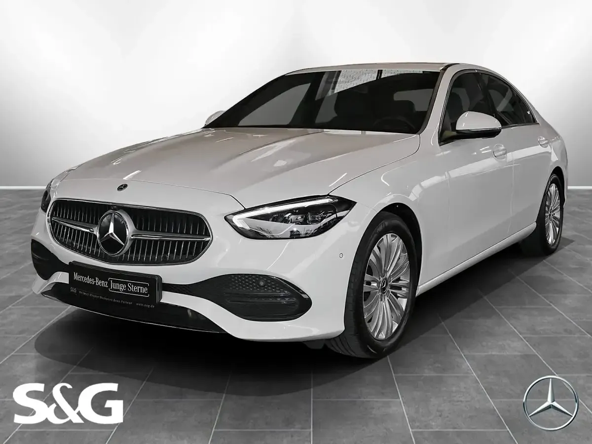 Gebraucht Mercedes C220 Avantgarde 200 PS (147 kW) 2024 Limousine