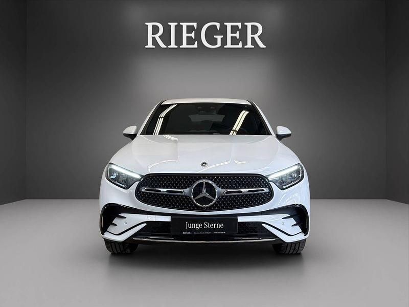 Gebraucht Mercedes GLC300e AMG 333 PS (244 kW) 2025 Weiß Limousine