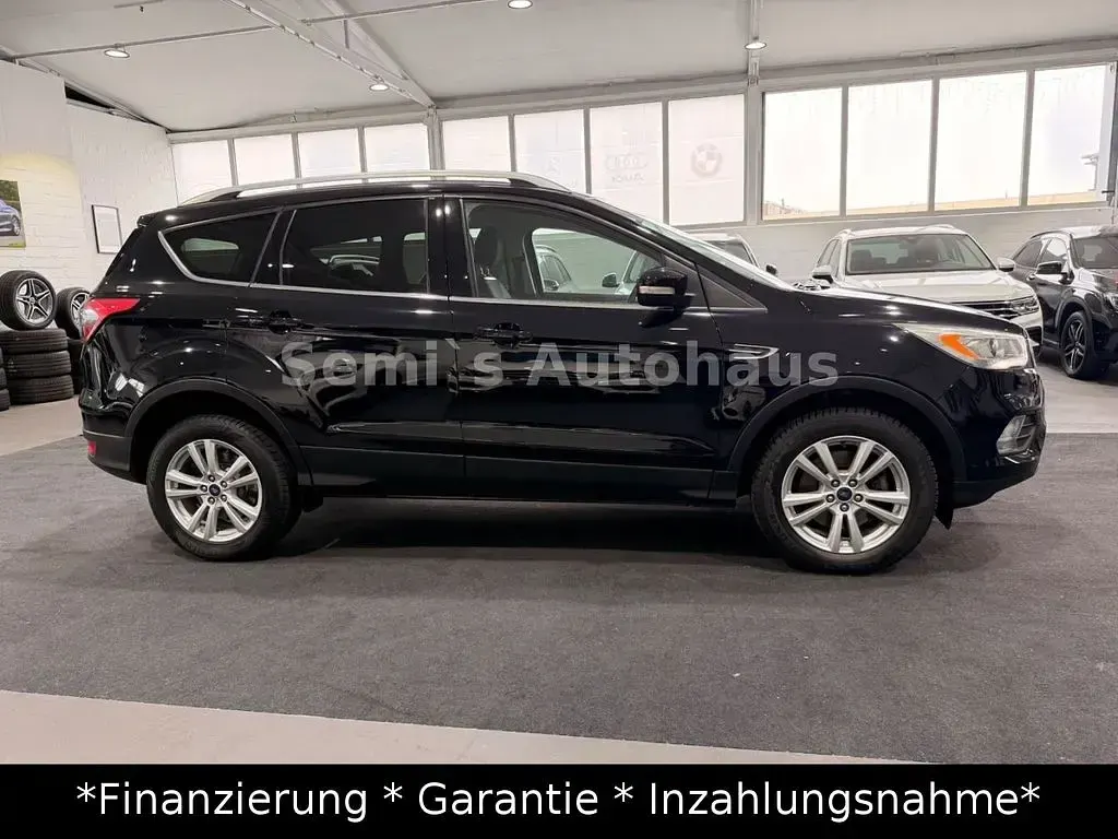 Gebraucht Ford Kuga Business Edition 150 PS (110 kW) 2017 Schwarz SUV